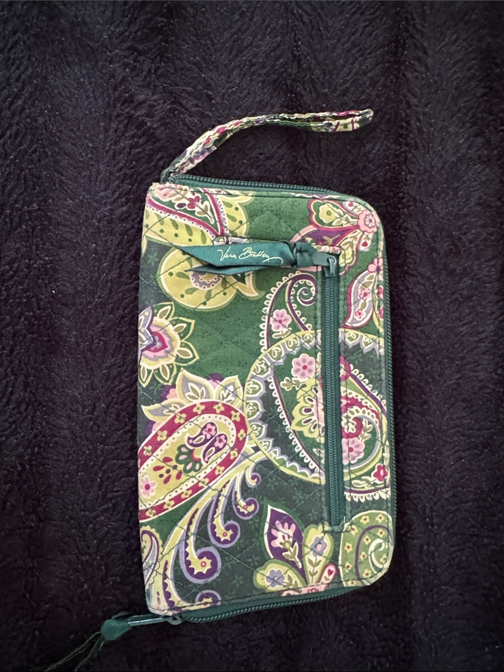 Vera Bradley Chelsea Green Retired Pattern Wallet